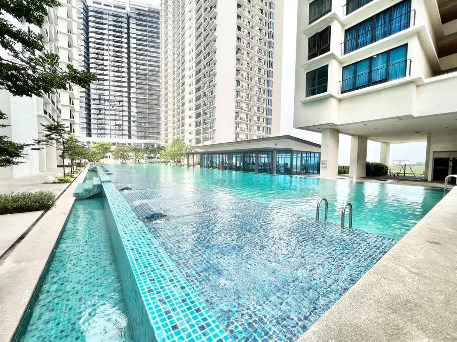 F 1-5 Pax 3Bed Cozy Home Studio Trefoil Setia Alam Wifi & Tv 샤알람 외부 사진